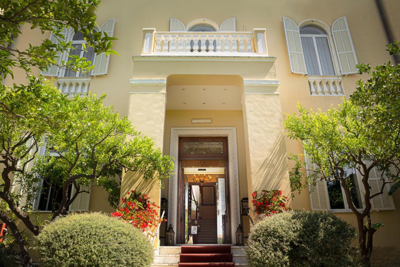 Hotel Villa Elisa & Spa 보르디게라 외부 사진
