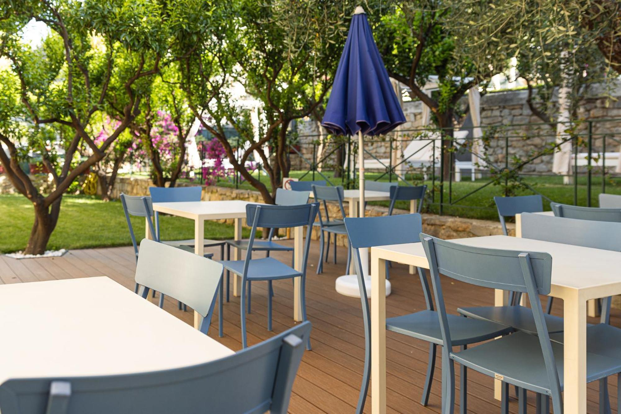 Hotel Villa Elisa & Spa 보르디게라 외부 사진