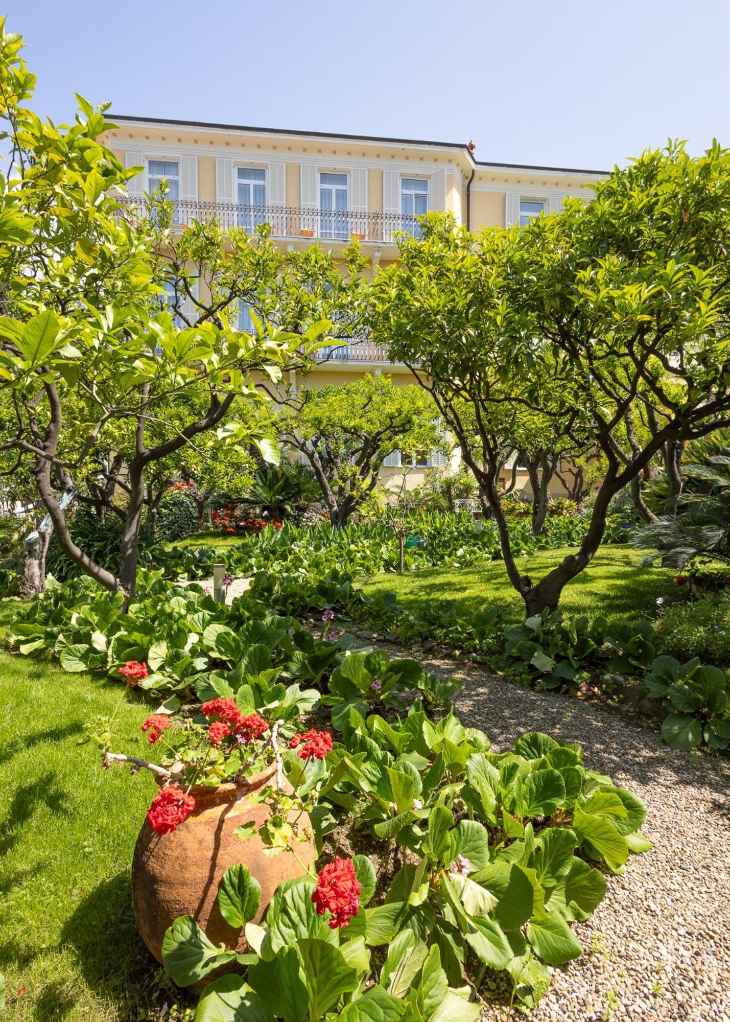 Hotel Villa Elisa & Spa 보르디게라 외부 사진