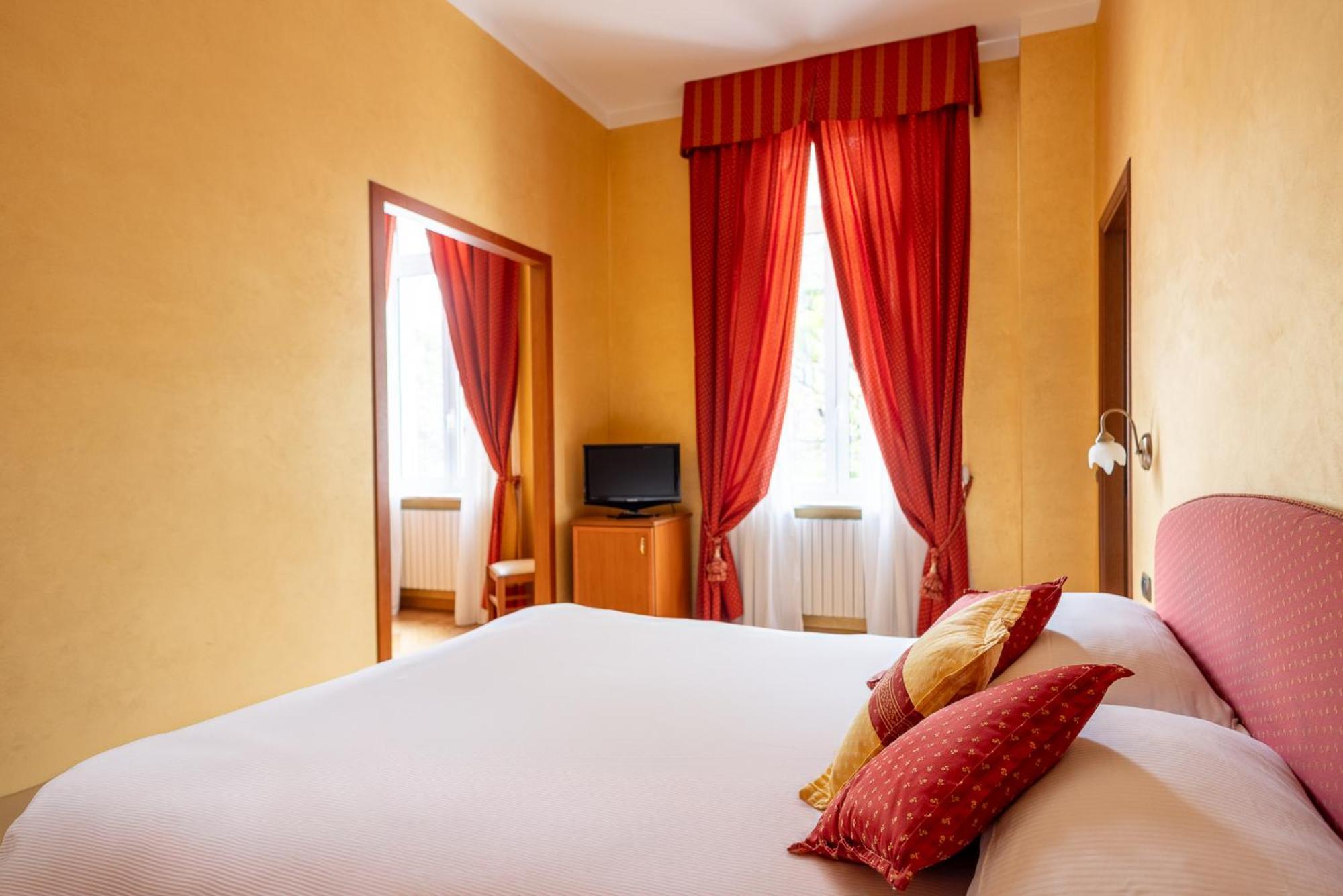 Hotel Villa Elisa & Spa 보르디게라 외부 사진